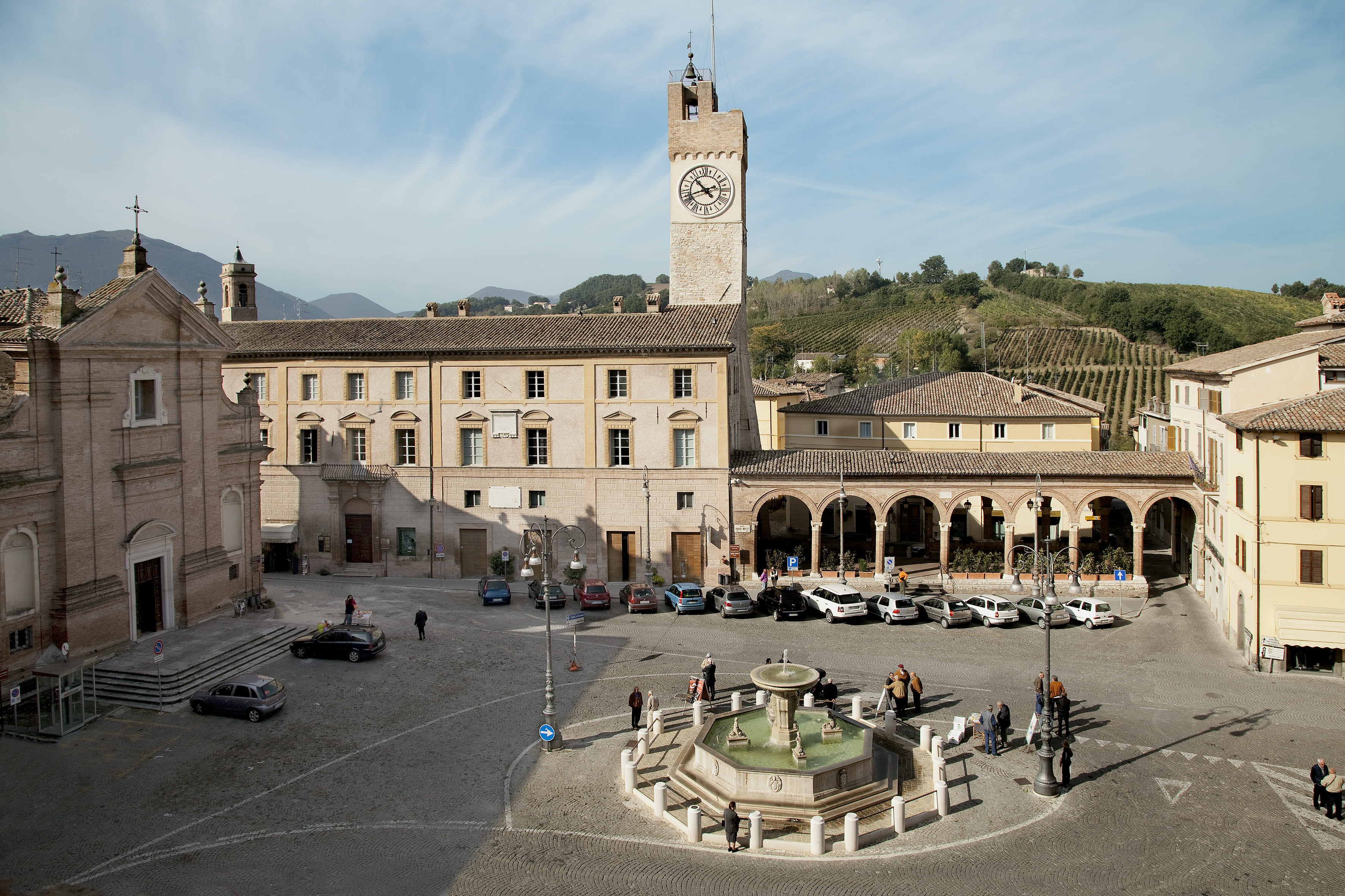 Piazza Enrico Mattei